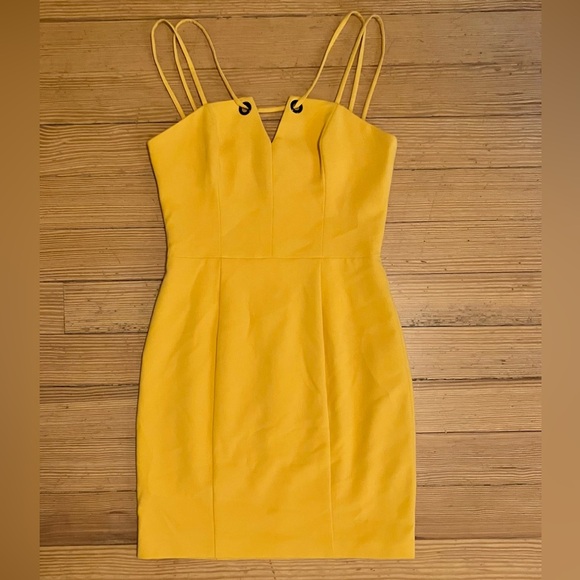 Black Halo Dresses & Skirts - Black Halo Strappy Dress in Goldenrod Sz 4.